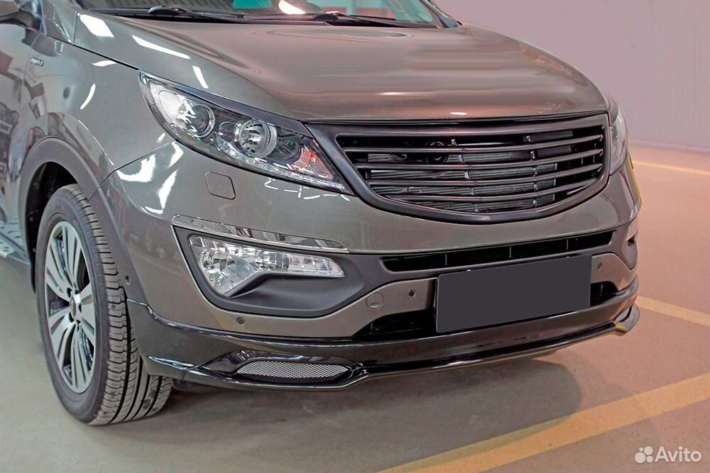 Решетка радиатора KIA Sportage III (4 поперечины)