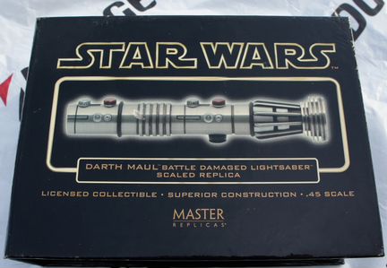 Star Wars Darth Maul lightsaber (Master Replicas)