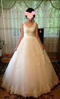 Продаю шикарное свадебное платье 7500