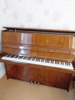Продаётся пианино Weinbach
