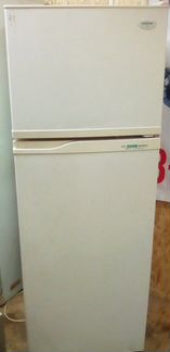 Продам рабочий холодильник SAMSUNG