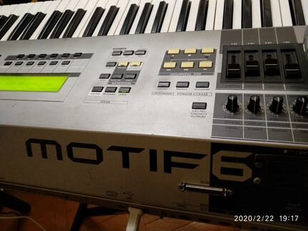 Синтезатор Yamaha motif 6
