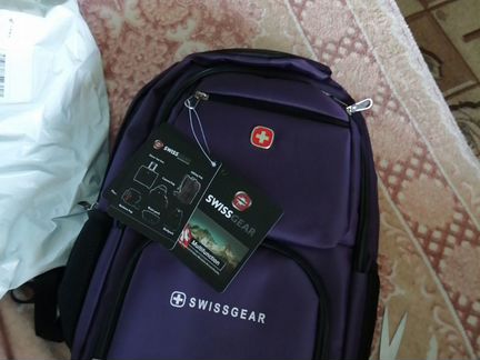 Рюкзак для ноутбука с разёмом для зарядки телефона