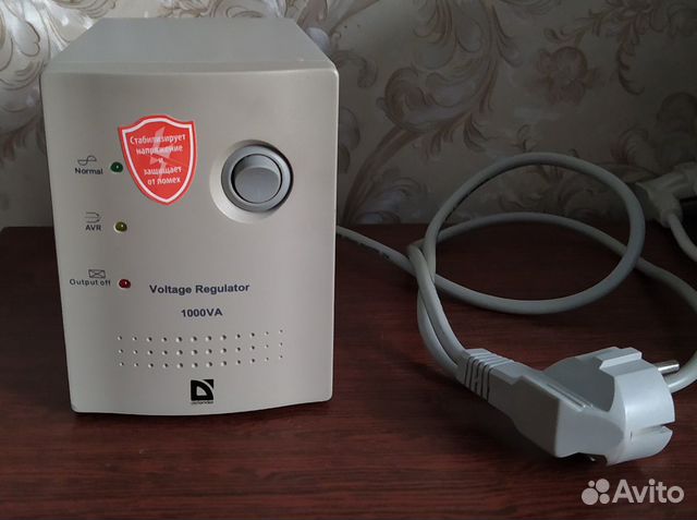 Стабилизатор напряжения Defender AVR Real 1000VA
