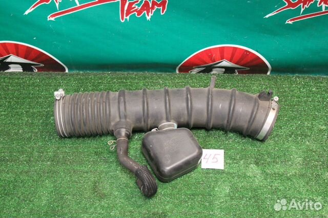 Патрубок воздушного фильтра Lexus Is250 GSE20