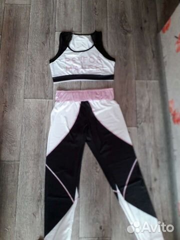 Костюм для фитнеса