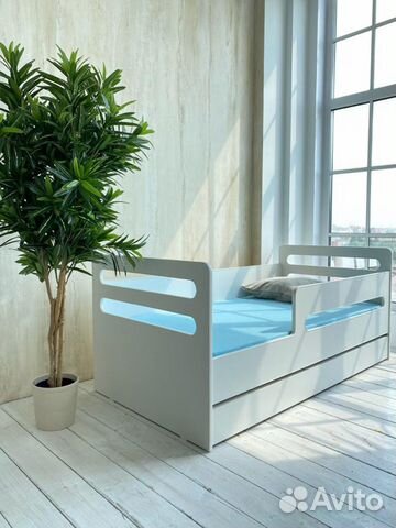 Кровать детская с ящиком
