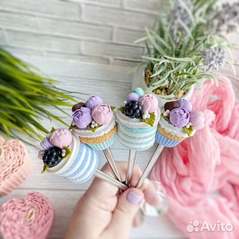 Ложка с декором из полимерной глины