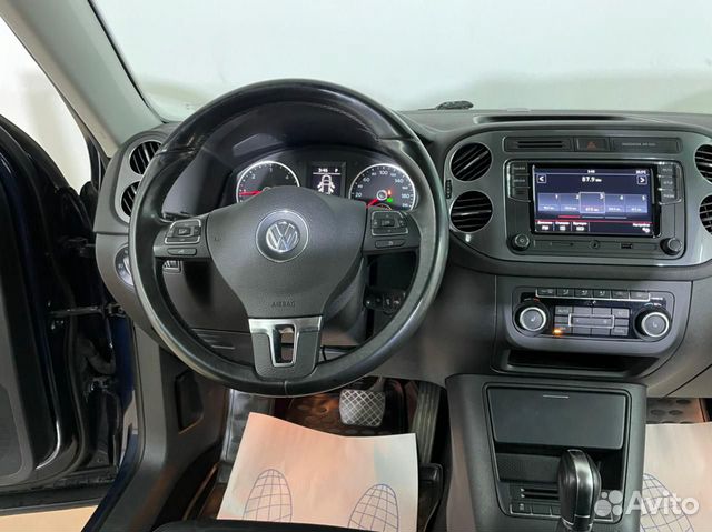 Volkswagen Tiguan `2011