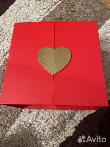 Коробка подарочная