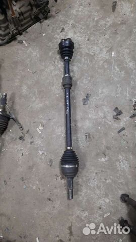 Привод правый Ниссан Тиида (С11)