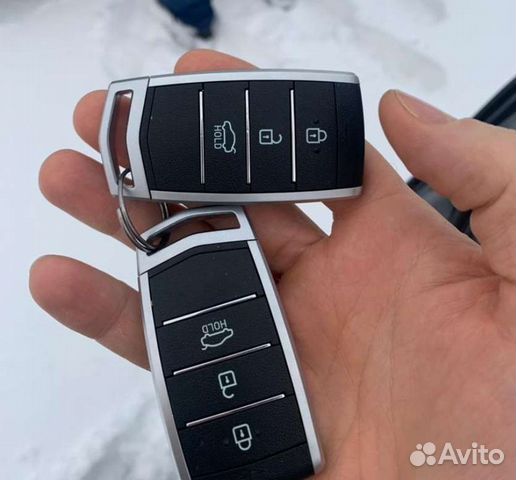 Ключ брелок оригинал новый Genesis G80 2019