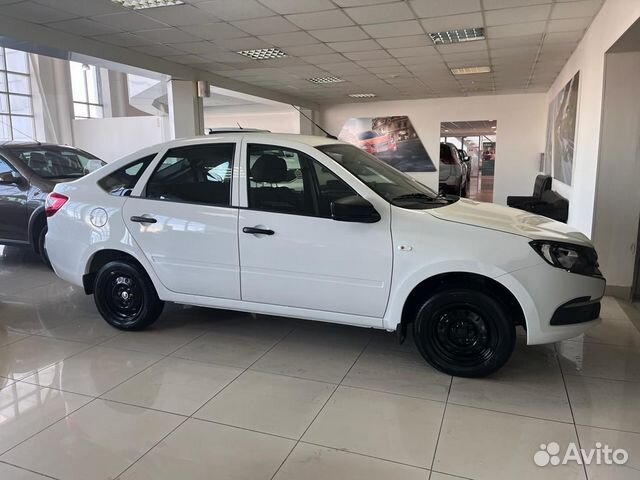 LADA Granta 1.6 МТ, 2021, 482 км