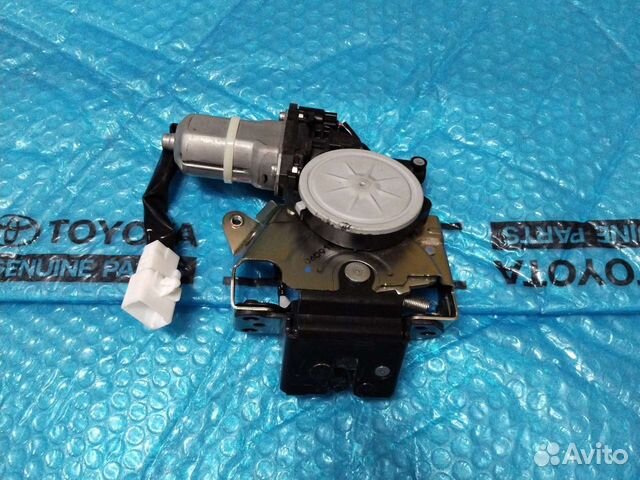 Замок багажника Rav4 (4) дорестаил Новый Оригинал