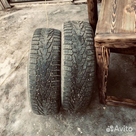 Nokian 225/60 R18, 2 шт