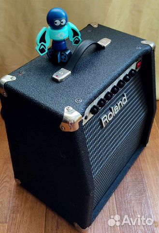 Гитарный комбоусилитель Roland 405 Guitar combo
