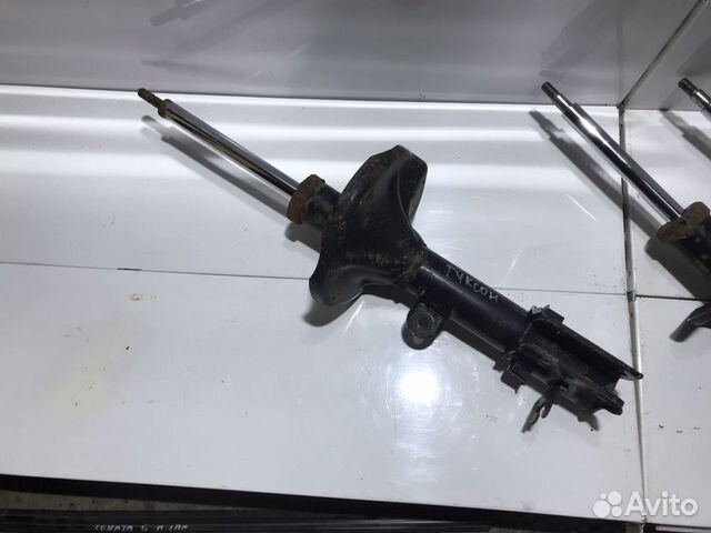 Амортизатор задний левый Hyundai Tucson