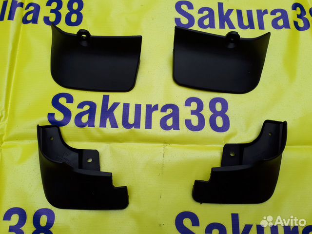 Брызговики Toyota Ipsum 10, 15 (1996-2000)