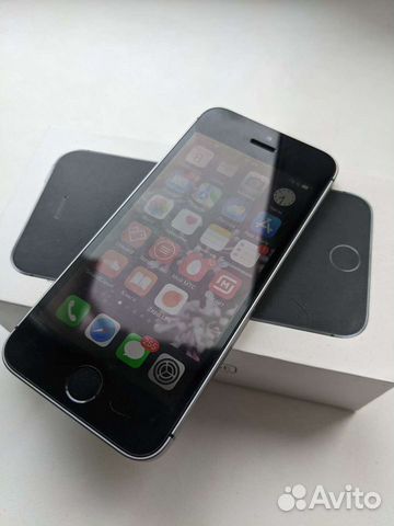Телефон iPhone 5se (128gb)