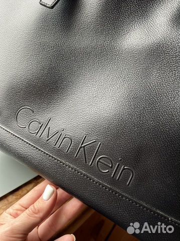 Сумка тоут Calvin Klein
