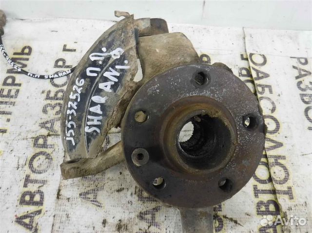 Кулак поворотный передний правый Volkswagen Shara