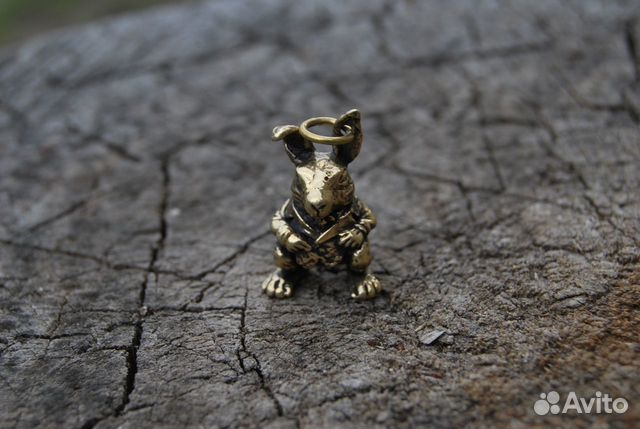 Брелок кролик бронза ручная работа