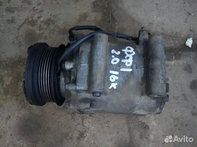 Компрессор кондиционера на Форд Фокус 1 2004 года