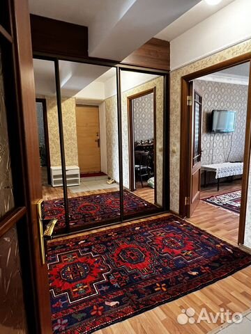 

2-к. квартира, 64 м², 5/5 эт.