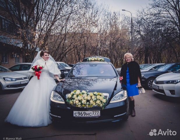 Свадебные украшения на машину Свадебные украшения на машину
