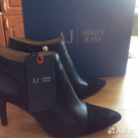 Сапоги Armani, 38 размер