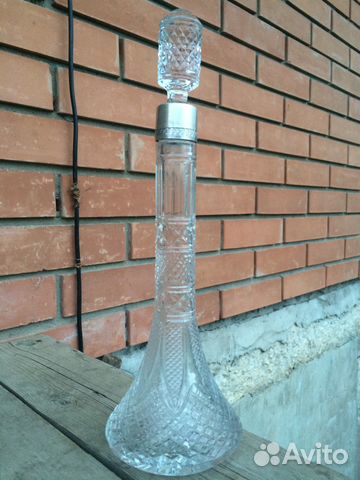 Графин хрустальный. С серебряной окантовкой. 875 п