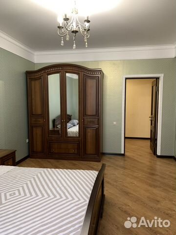 

2-к. квартира, 87 м², 8/10 эт.