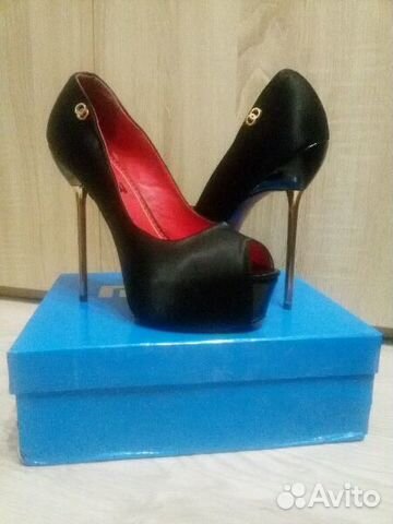 Туфли на металлической шпильке Туфли на металлической шпильке