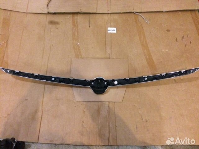 Молдинг крышки багажника Опель инсигния