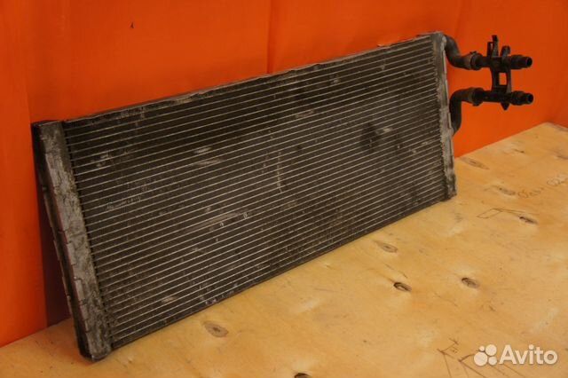 Радиатор дополнительный BMW F01 F02 F03 F04 Радиатор дополнительный BMW F01 F02 F03 F04