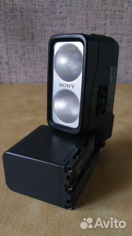 Продаю накамерный свет sony HVL-20DM