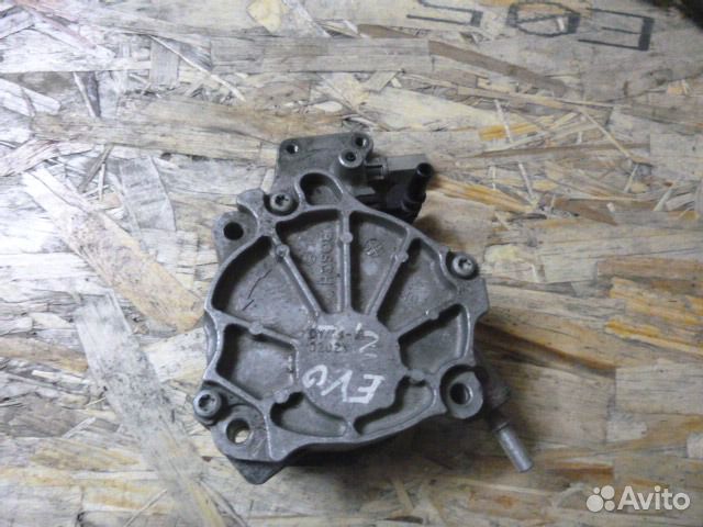 Насос вакуумный LR037627 Land Rover 2.2TD Насос вакуумный LR037627 Land Rover 2.2TD