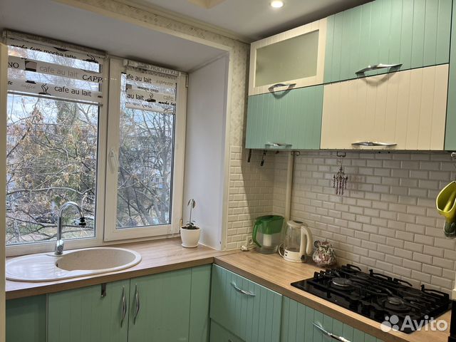 

2-к. квартира, 56 м², 4/5 эт.