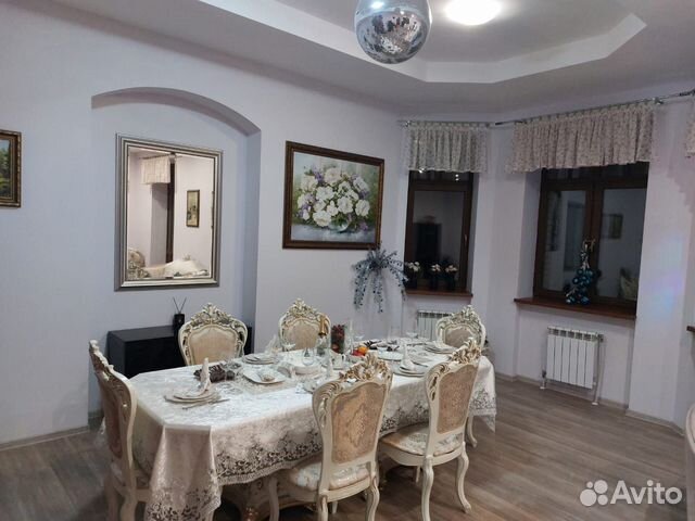 

8-к. дом, 400 м²