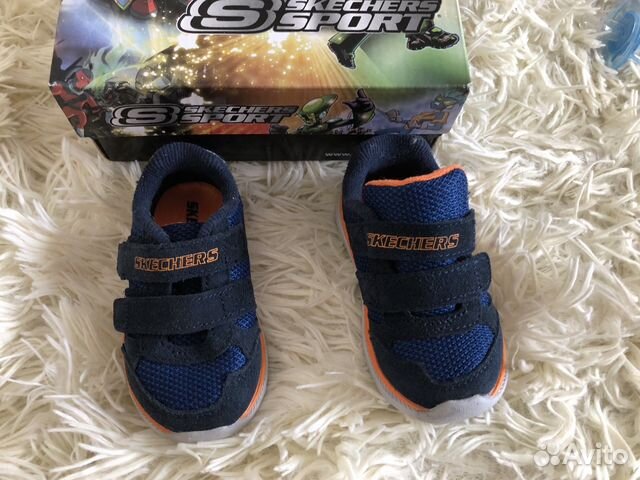 Кроссовки skechers новые оригинал Кроссовки skechers новые оригинал