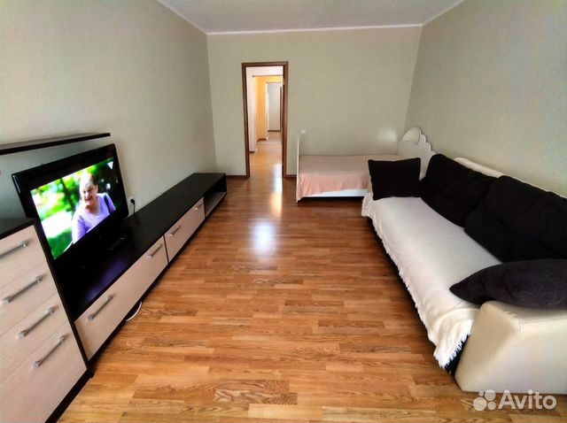

1-к. квартира, 54 м², 3 кровати