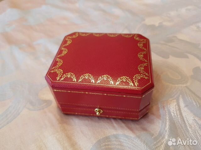 Коробка Cartier под серьги Pasquale Bruni Harry Wi Коробка Cartier под серьги Pasquale Bruni Harry Wi