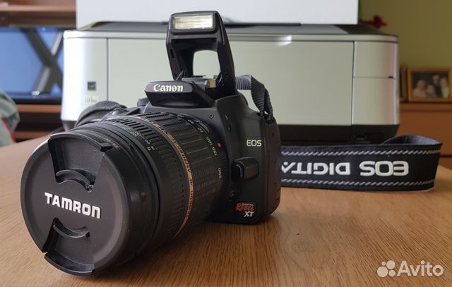 Цифровой фотоаппарат Canon EOS Digital Rebel XT