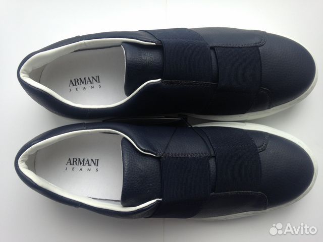 Ботинки Armani новые 43 размера