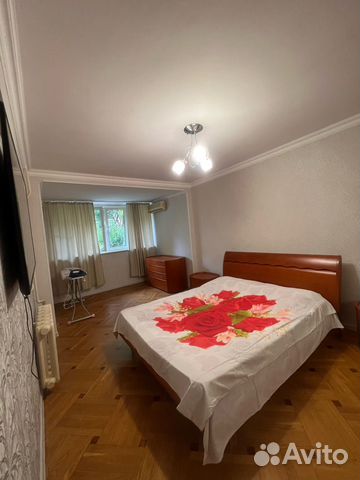 

3-к. квартира, 71,7 м², 4 кровати