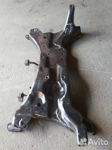 Подрамник передний Mitsubishi outlander 1-й 2.4 л