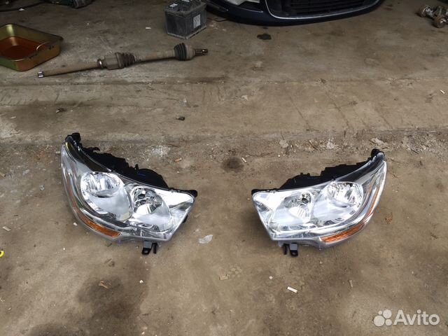 Citroen c4 b7 Фара левая правая новый Citroen c4 b7 Фара левая правая новый