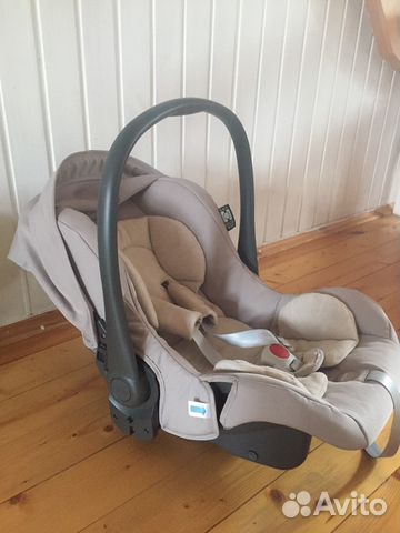 Автомобильное кресло Inglesina Huggy Multifix 0-13