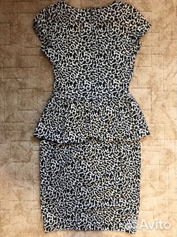 Платье леопардовое нарядное S