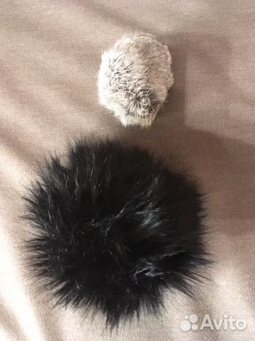 Помпоны большой и малый